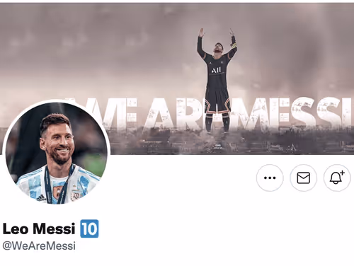 Item #112405622478746594694237282524570993276299765896585414587515492896727254433793 Media