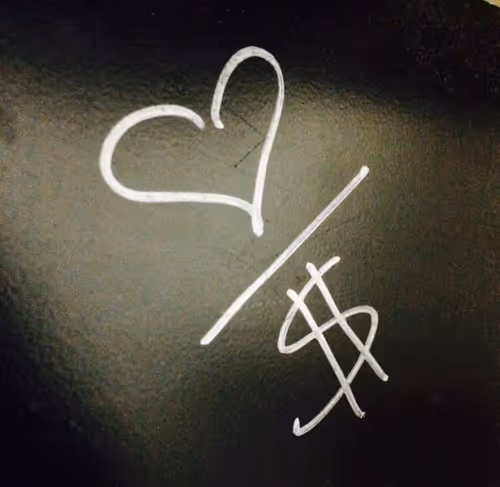 Item #8742147282564747496253642362863896985350817608336402488145754325812674297857 Media