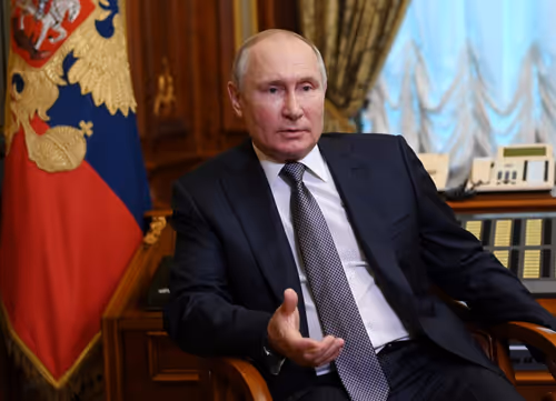 Item #42428629845434028582321333613158936966584713406096461895509428576891214757889 Media