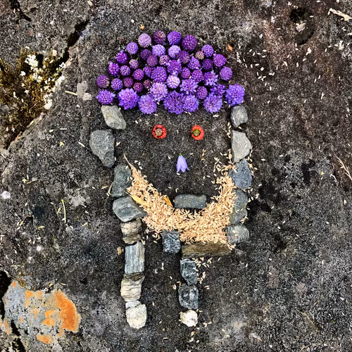 Item #98107617753721193587173935520703534334244090805083319737588344749102861385729 Media