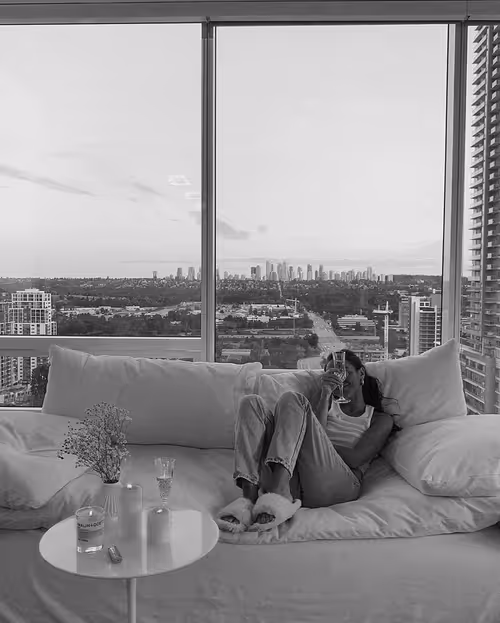 Item #62006056033027348777719026851778393993821439180522054044680372619873913667585 Media