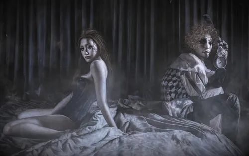 Item #33405476118164731650011346240576168860685354432628558227215690815854105067521 Media