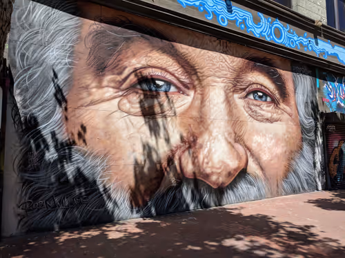 Item #12427548725533472415058842880220738608183954693046603289287656445515290116097 Media