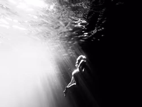 Item #48785457818066054559368395541392267450679449328533831279358886277658290683905 Media