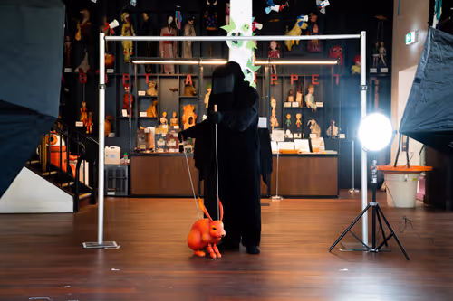 Item #57804796688855264026974714255100123256465046152350675403876709656669146054666 Media