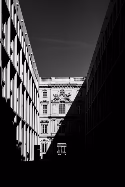 Item #28590313809666497594064315683062951015397747362269757198483142352222675795969 Media