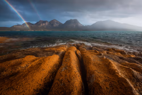 Item #112241139933589088795661151874445265147488650533013612432304602921021988667393 Media