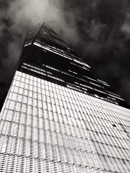 Item #105495908917032579934167652899749721587763014000025714191519766018433176567818 Media