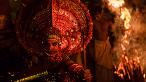 Item #19336824291871591556286260799309526990689001560972622645447067375464452456449 Media