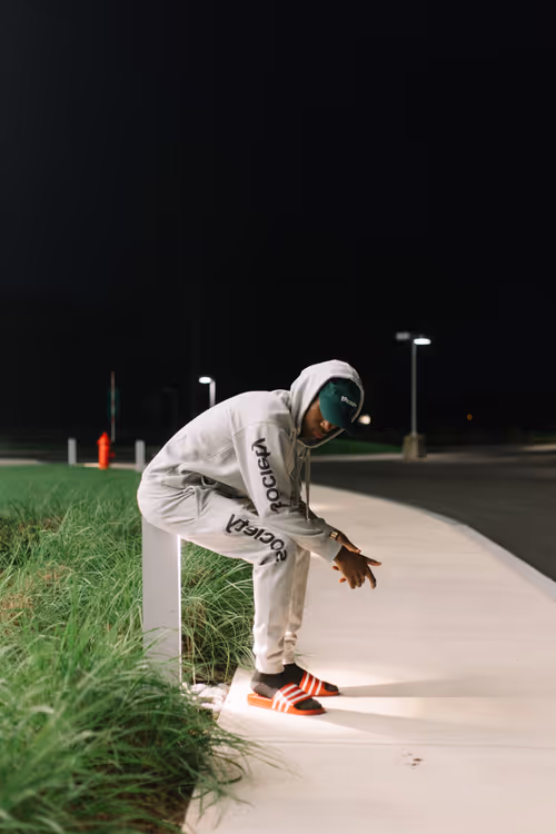 Item #105225626471048022896887528215265530174050479919449154744604260584850855034881 Media