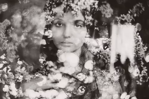 Item #113300456265572054290641269231913614430655375386256613734739386381968676487169 Media