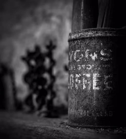 Item #13808566049018172029737959666096611307400355353841900688345406265409071480833 Media