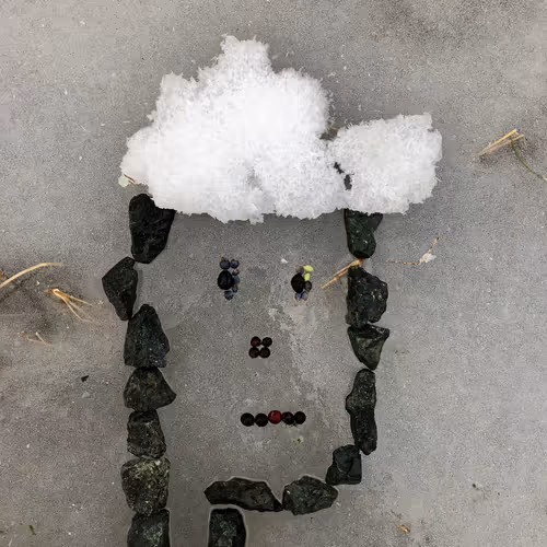 Item #98107617753721193587173935520703534334244090805083319737588344835964279980033 Media