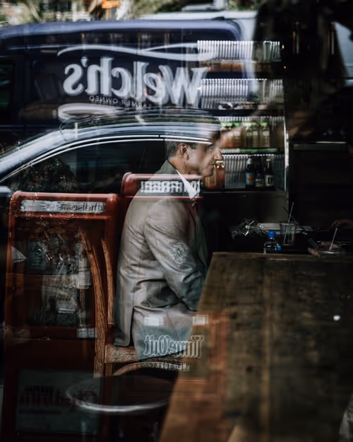 Item #55440886487937580274167437341387519678257013986126543852077000332733455532033 Media