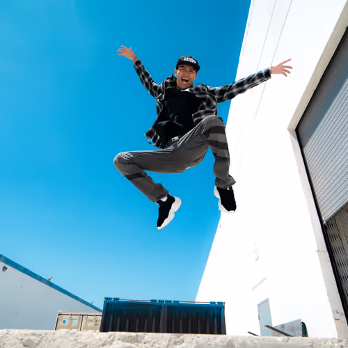 7826494439181584659657615970930668863488