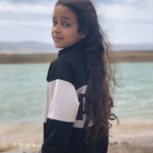 alimkh26817.lens-Collect-40