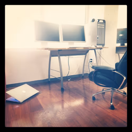 Item #53688759696439494603808563631175462698104746215956462480225469362194180210689 Media