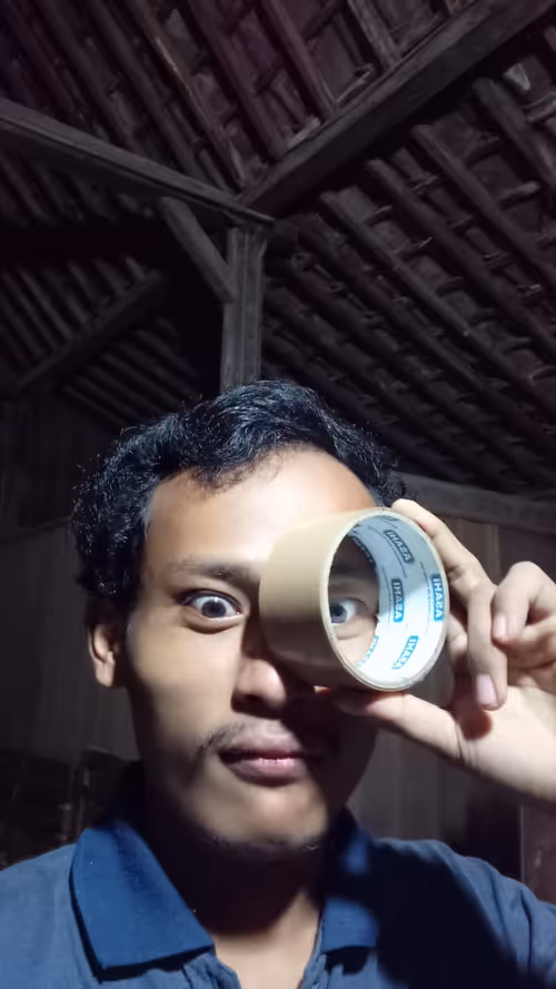 Item #439049340968981866709079485805570550088941763084455559998263092019705413633 Media