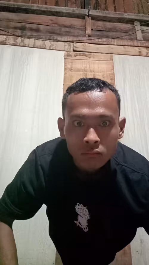 Item #439049340968981866709079485805570550088941763084455559998263193174775169025 Media