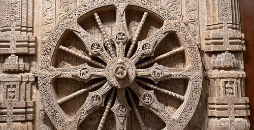 Item #39916610678052500138596211548792698776473563312308341193271399274223195127809 Media