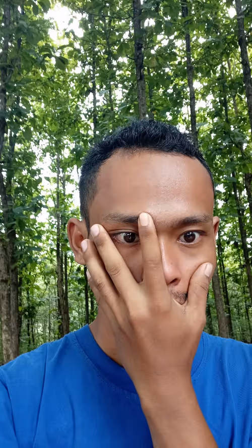 Item #439049340968981866709079485805570550088941763084455559998263100815798435841 Media