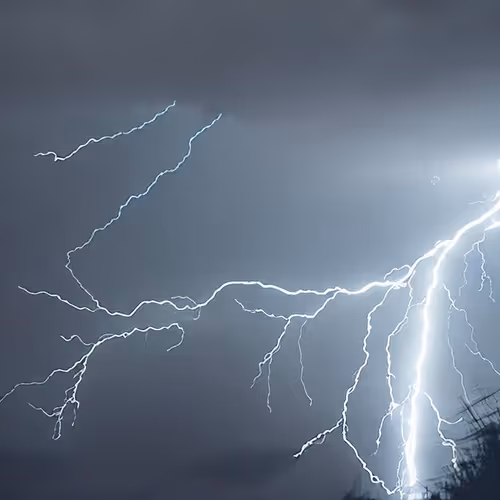 Item #35092798274765517585020224217140852865784637115967028297937106909047497424897 Media