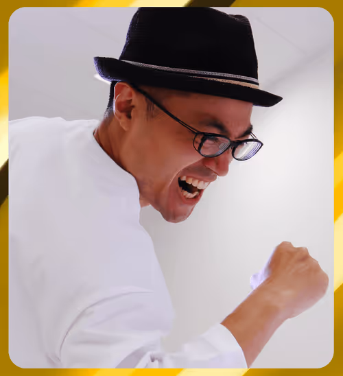 Item #108952549946296559645310618045817448137580080293603174559231616900642591735809 Media