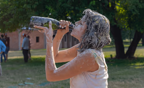 Item #68974856610287891345398477420152131783231641207281089982933452462639504424961 Media