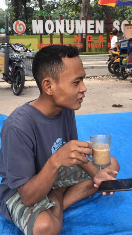 Item #439049340968981866709079485805570550088941763084455559998263162388449591297 Media