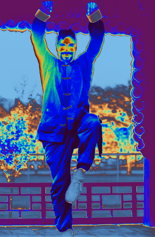 Item #33837607000032352885927809074044552355020479936404486384619596405474659926116 Media