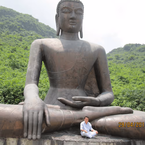 Item #27780753200498417485686435350014470363832751002405850996308963467947499585537 Media