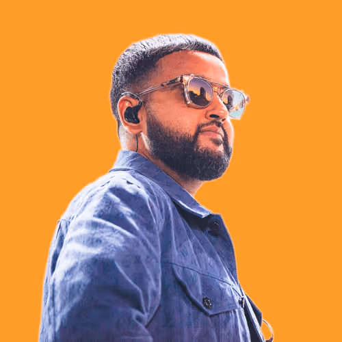 Item #68278883781052837415858909156946568089743001421671810439549603267603853213697 Media