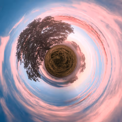 Item #33967597891392155351384980553994882442303756807492205648420271203503600304138 Media