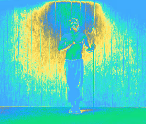 Item #33837607000032352885927809074044552355020479936404486384619596427464892481636 Media