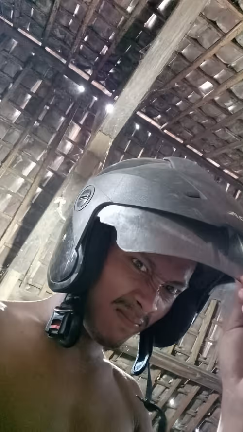 Item #439049340968981866709079485805570550088941763084455559998263055735821697025 Media