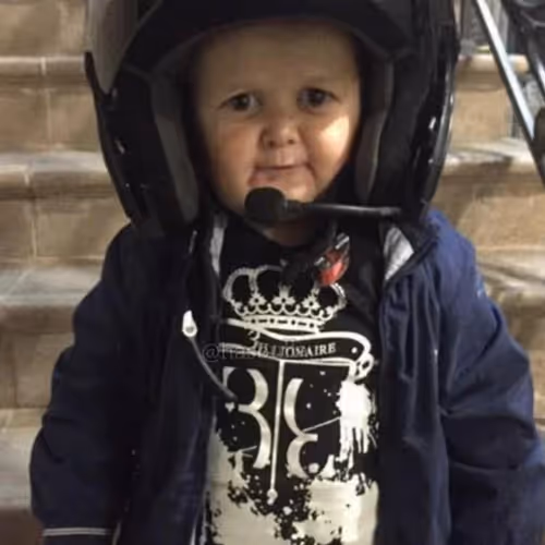 Item #10531240786917548224898635287693052285348729385778404003744191094504671936513 Media