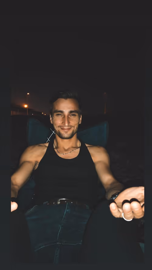 Item #73848855343144706677170529623641870095249728926169474698732272619267861512193 Media