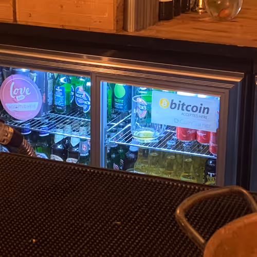 freedogecoin.lens-Collect-1015